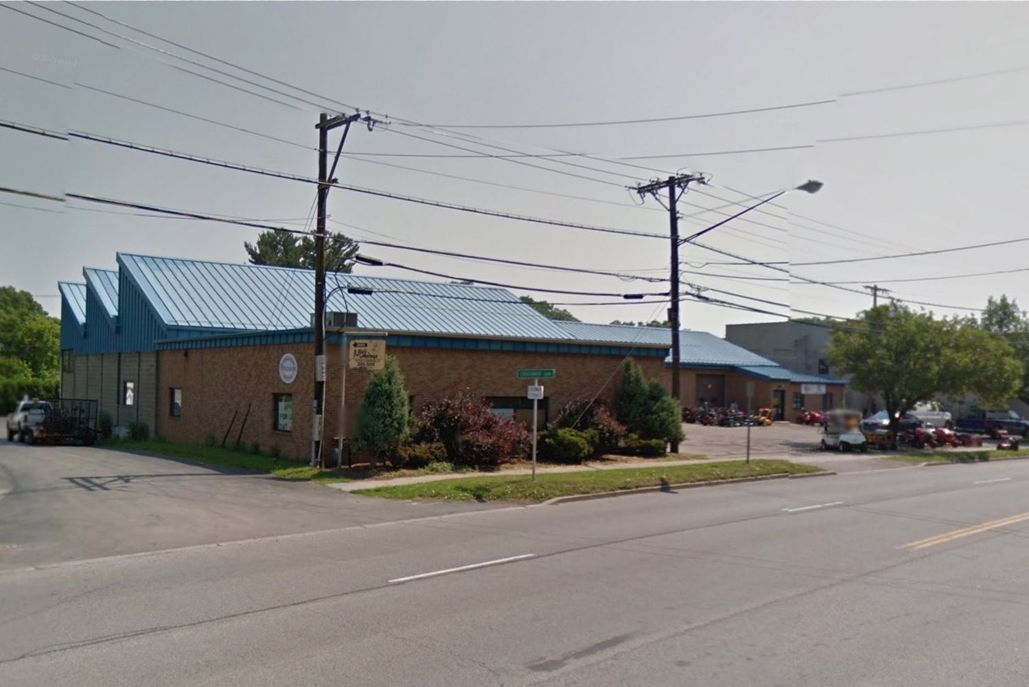 507 W Commercial St, East Rochester, NY 14445